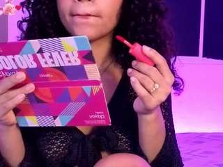 lucie-petite live cam preview