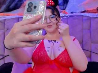 LilyRoseMoon on CamSoda