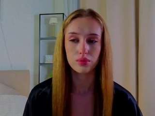 UlanaWallis live cam preview