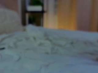 UlanaWallis live cam preview