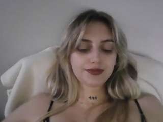 kinkynicoless