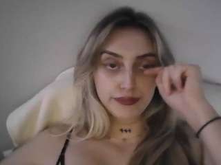 kinkynicoless