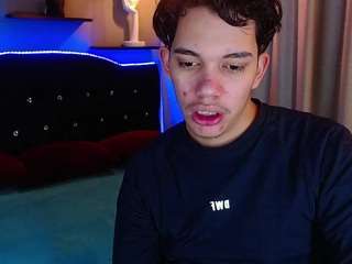 Haku-nayro's live stream
