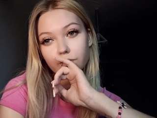 le modèle arthuraccetturo est en webcam porno dans un show sur le site camsoda, il possède les tags suivants: ahegao,strip,role play,sexy,shaved pussy,small tits,smoking,solo,spank,tattoos,public,tease,teen (18+),tiny tits,twerk,upskirt,wet,young adult,pussy,orgasm