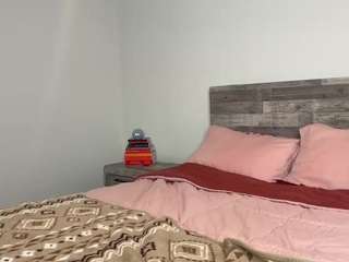 Golden Ticket Show: IG : @TokyoExotic // The Tokyo Show (150 tokens per ticket)