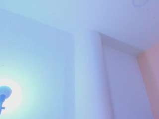 AliciaMoon-69 live cam preview