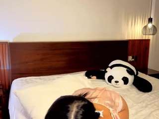 Yuki-glow live cam preview