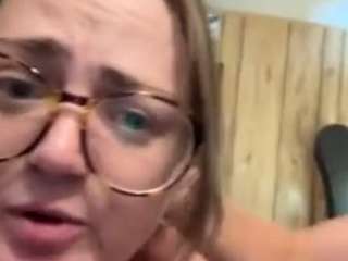 GlassSlipperTease live cam preview