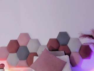 MaiaSinclair live cam preview