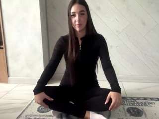 Ginny live cam preview