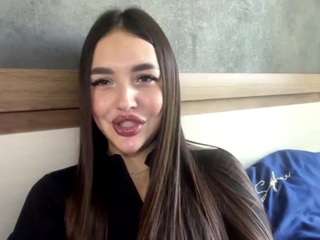 Ginny live cam preview