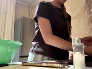 CicelyCapdeville live cam preview