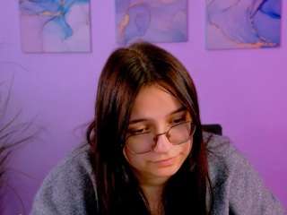 lizzie-shy1 live cam preview