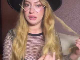 YadiraSpeiser live cam preview