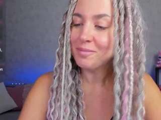 Fire-Dancer live cam preview