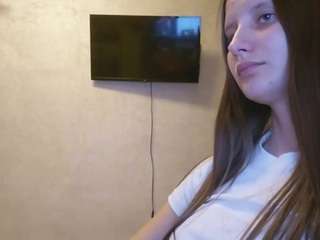 MichaelaDuncan live cam preview