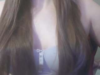Allie live cam preview