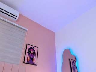 alliemiss live cam preview