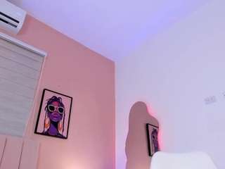alliemiss live cam preview
