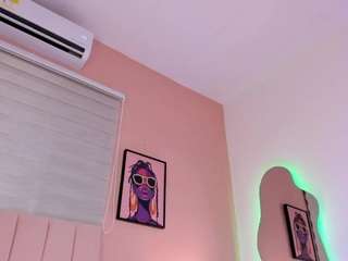 alliemiss live cam preview