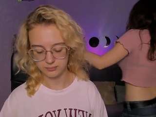 mila-vale live cam preview