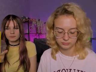 mila-vale live cam preview