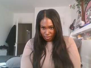MistressBBWRuby live cam preview