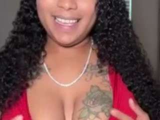 laylared from CamSoda is Freechat