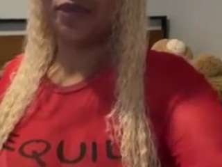 laylared live cam