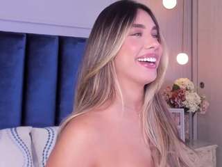 Live webcam model taniafernandez on Soda Cams