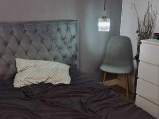 anikavelour webcam