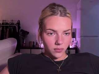 RachalRicherds live cam preview