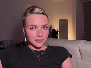 RachalRicherds live cam preview