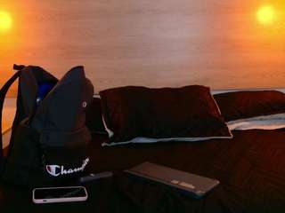 Lanapeaches live cam preview