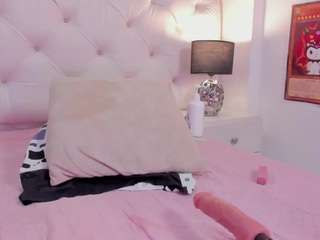 zoee-Evanss