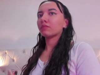 zoee-Evanss