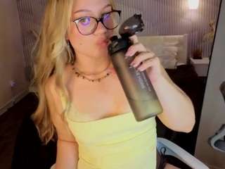 Alessia-Lee5