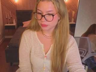 Alessia-Lee5