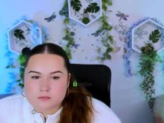 lola-fly live cam preview