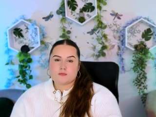 lola-fly live cam preview