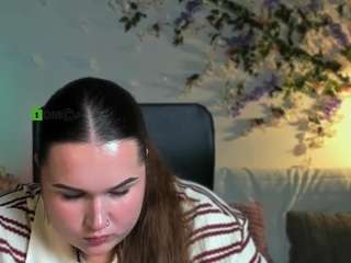 lola-fly live cam preview