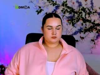 lola-fly