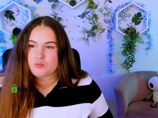 lola-fly