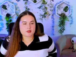 lola-fly