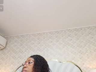 NinaWilsonn live cam preview