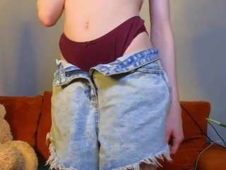 EsmeSnowKitty live cam preview