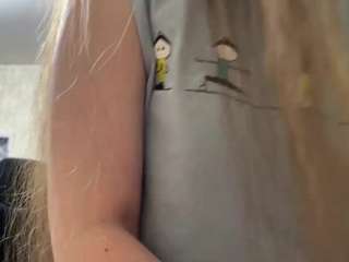 Emily live cam preview