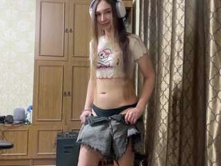 Emily live cam preview