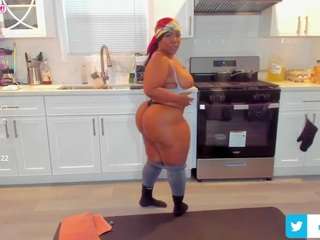 reginabans Live Webcam on CamSoda