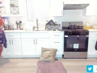 Live webcam model reginabans on Soda Cams